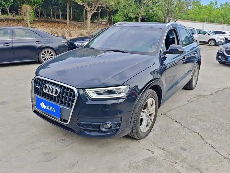 Audi Q3 2014