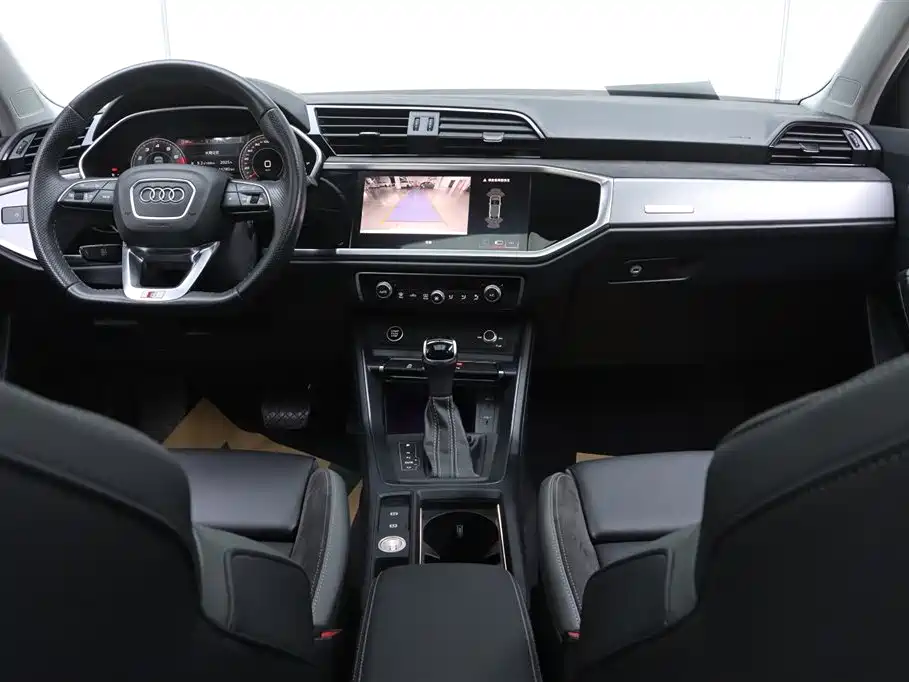 Audi Q3 Sportback 2022 — фото 26