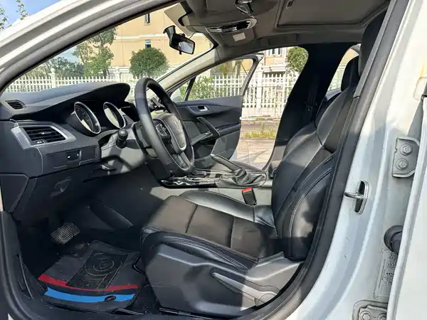 Peugeot 508 2015