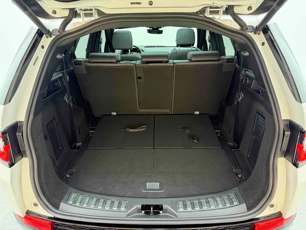 Land Rover Discovery Sport 2021 — фото 22