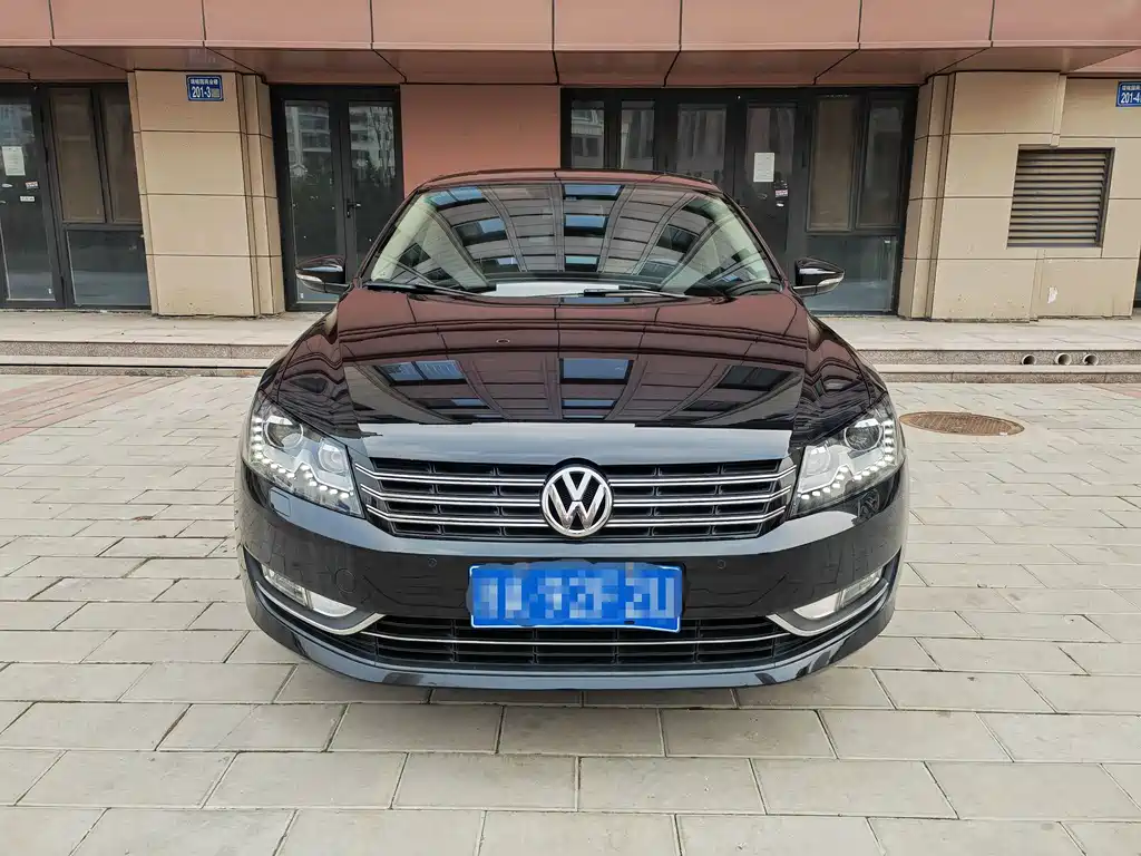 Volkswagen Passat 2015 — фото 2