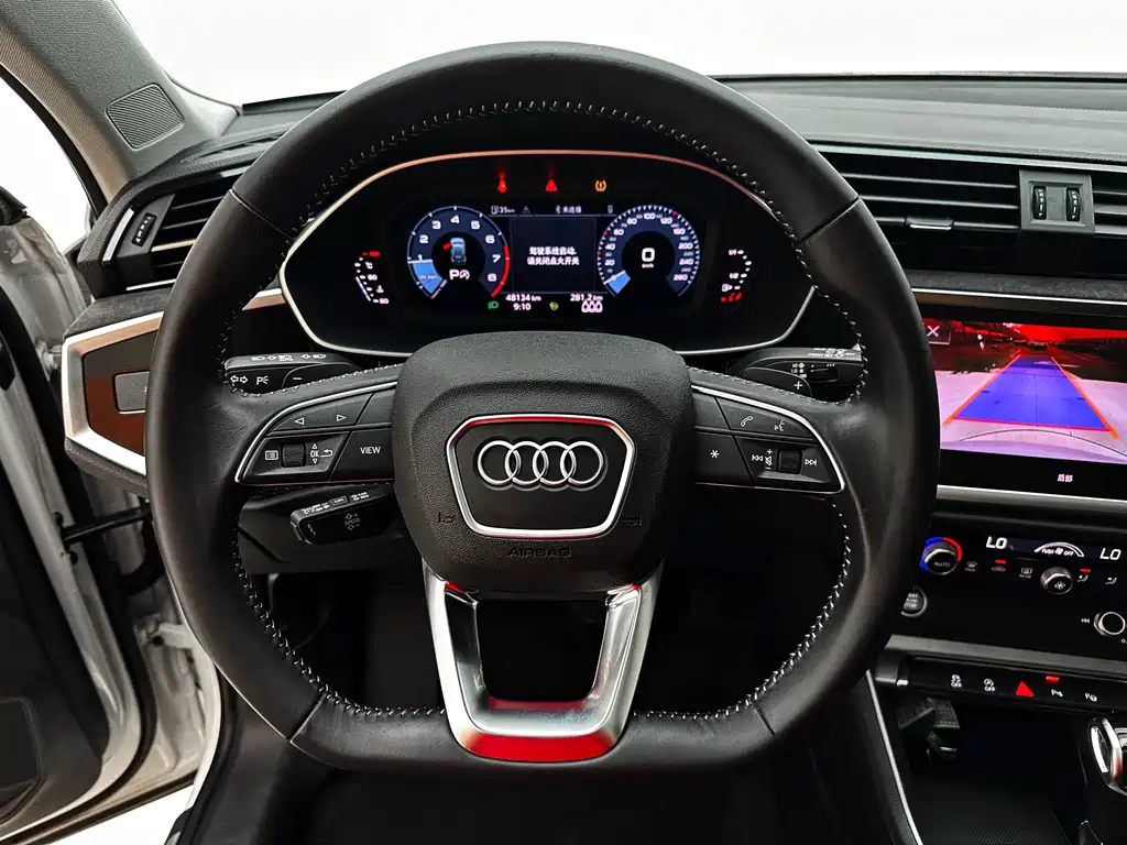 Audi Q3 2022 — фото 20