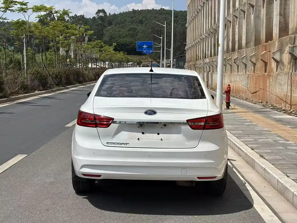 Ford Escort 2017