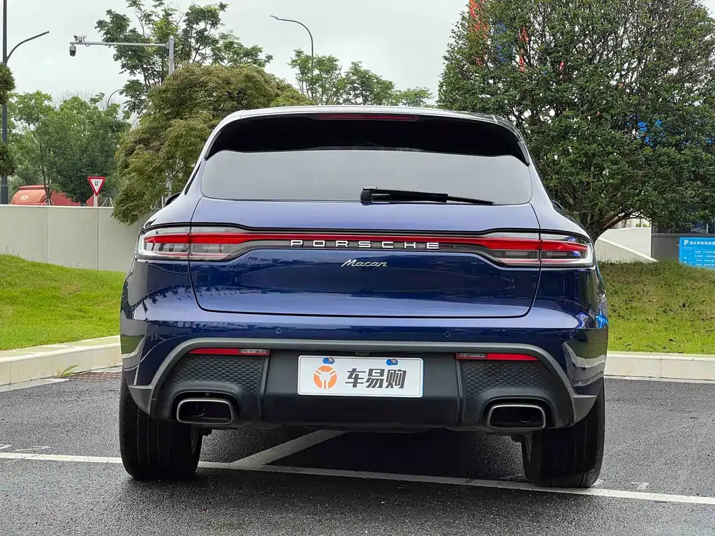 Porsche Macan 2022 — фото 19