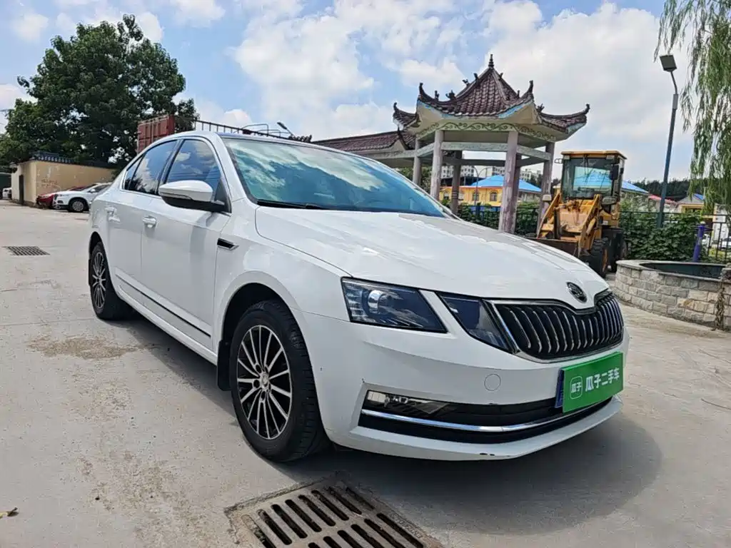 Skoda Octavia 2019 — фото 4