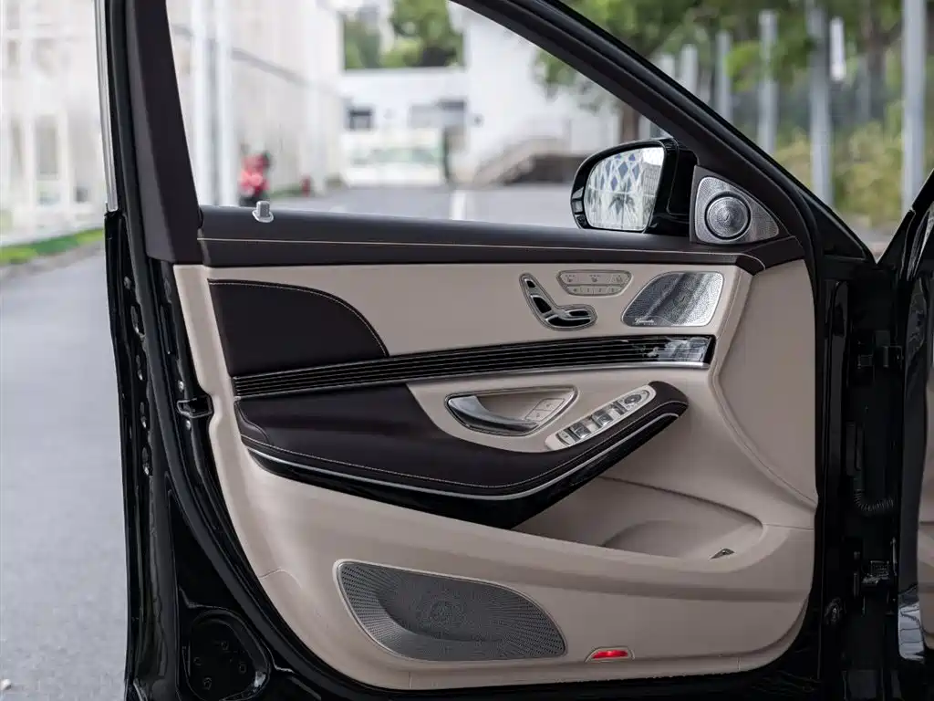 Mercedes-Benz Maybach S-Class 2020 — фото 17