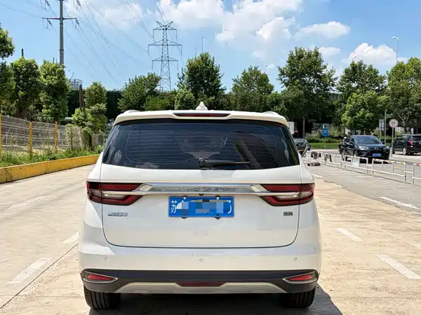 Geely Jiaji 2021