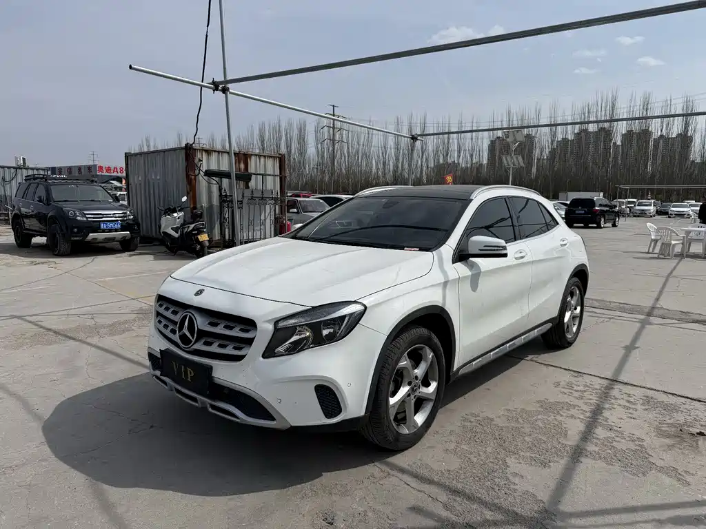 Mercedes-Benz GLA 2019 — фото 1