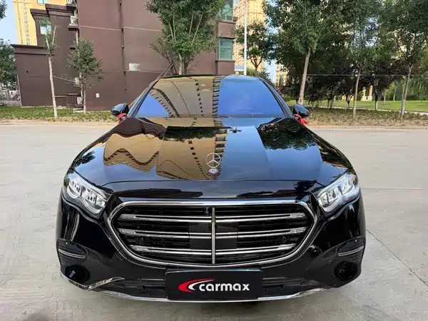 Mercedes-Benz E-Class 2025