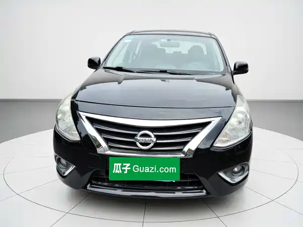 Nissan Sunny 2015