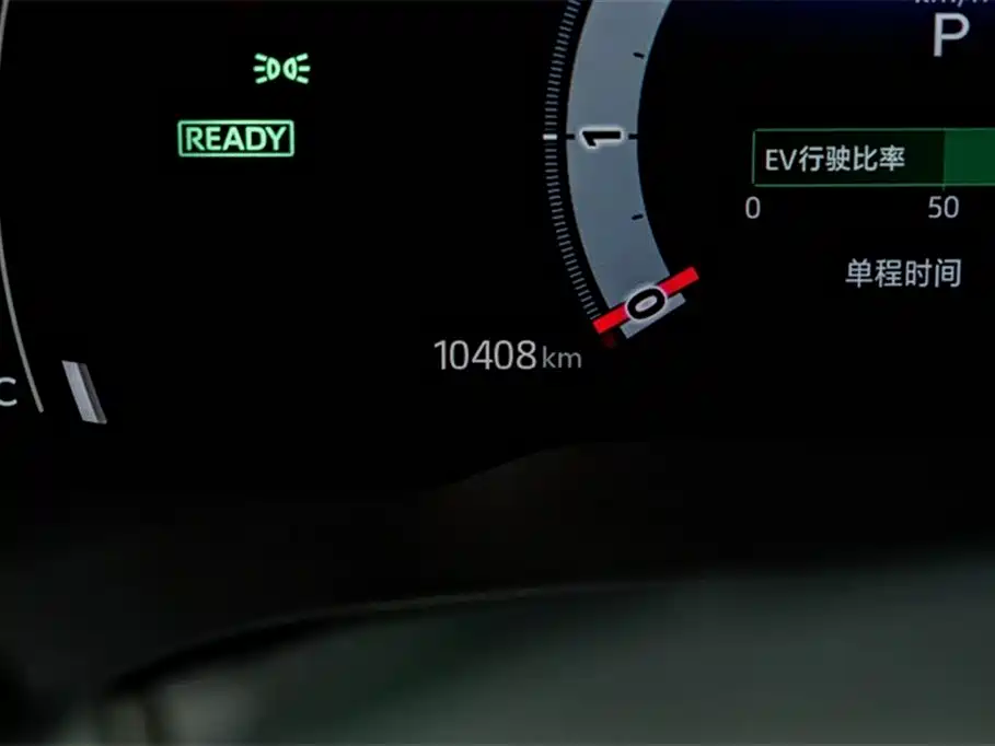 Toyota Camry 2025 — фото 10