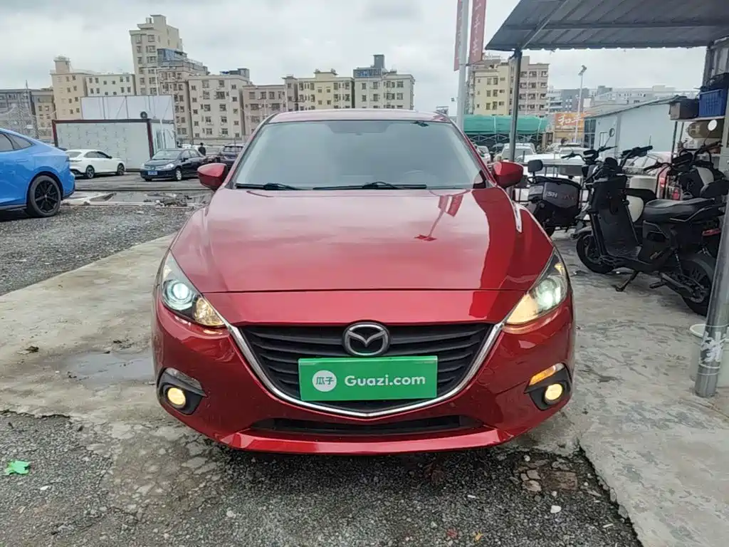 Mazda 3 Axela 2016