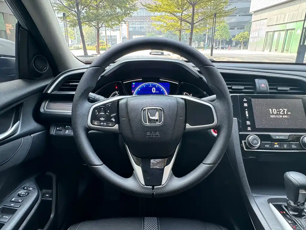 Honda Civic 2020 — фото 18