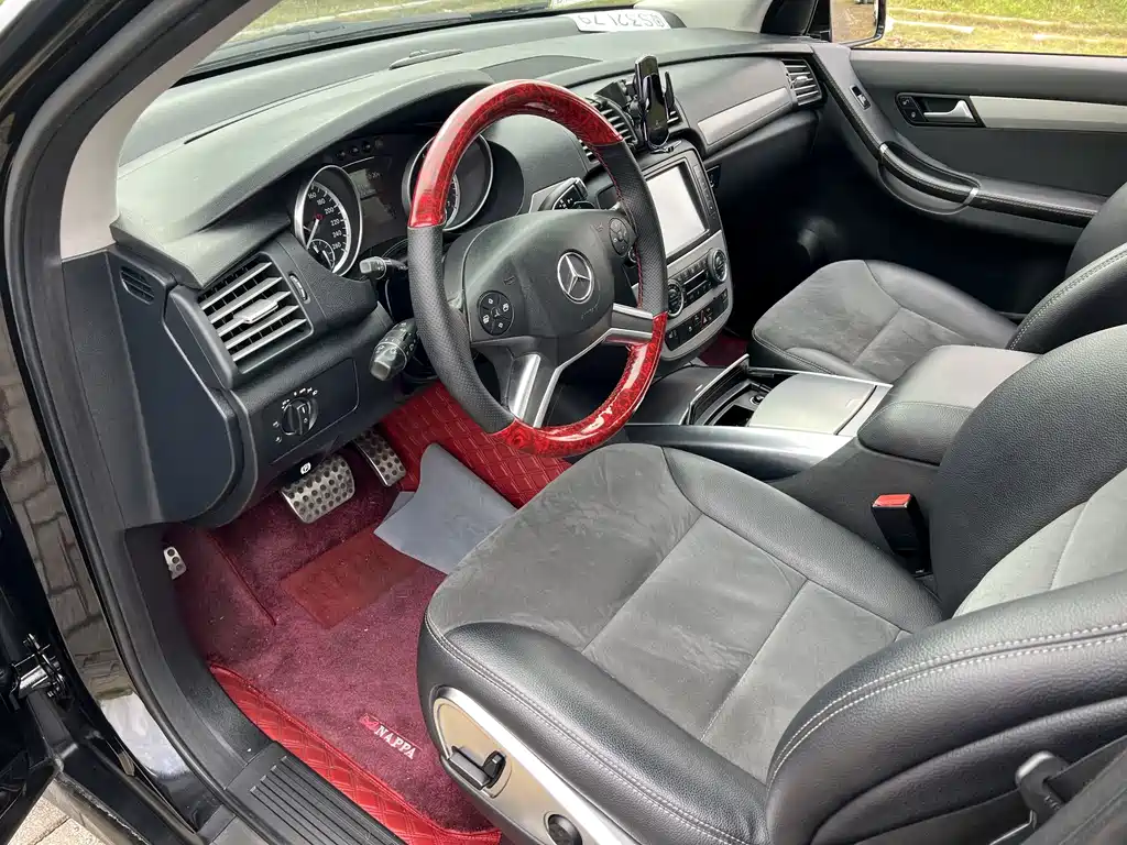Mercedes-Benz R-Class 2016 — фото 10