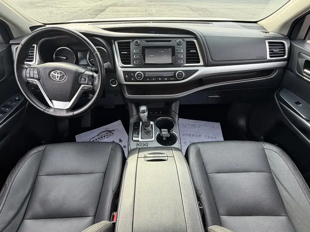 Toyota Highlander 2017 — фото 13