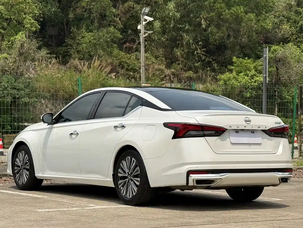 Nissan Teana 2023 — фото 5