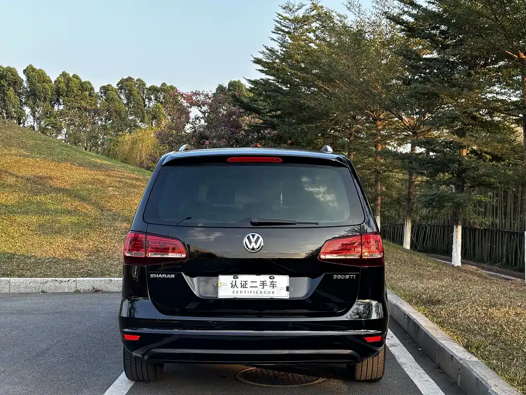 Volkswagen Sharan 2017 — фото 7