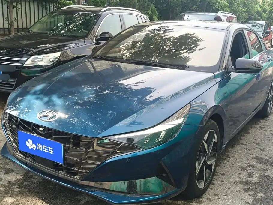 Hyundai Elantra 2021