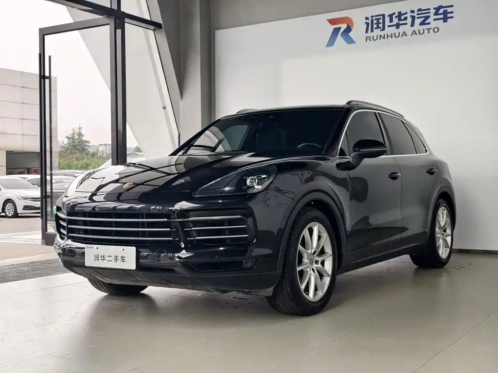 Porsche Cayenne 2019 — фото 1