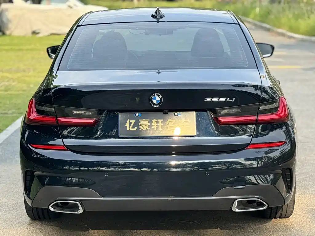 BMW 3 Series 2021