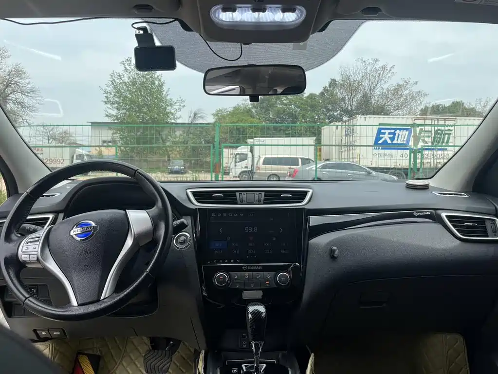 Nissan Qashqai 2017 — фото 14