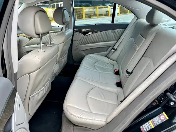 Mercedes-Benz E-Class 2008