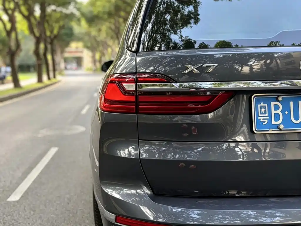 BMW X7 2019 — фото 16