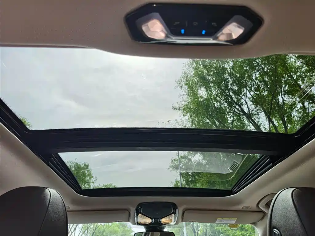 BMW i3 2023 — фото 10