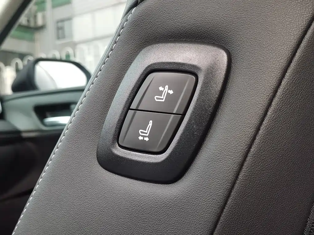Toyota Camry 2024 — фото 10