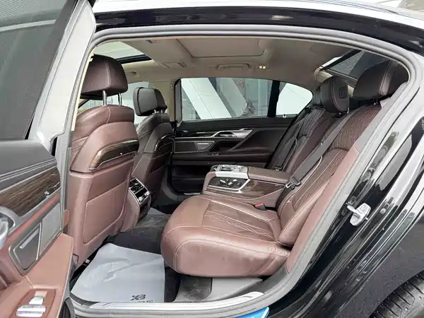 BMW 7 Series 2022