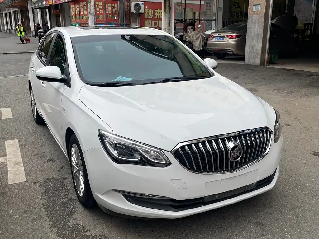 Buick Excelle 2016 — фото 2