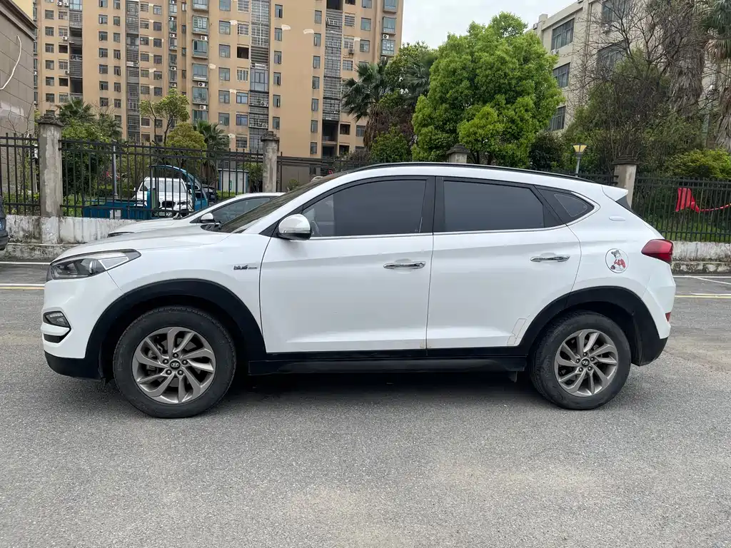 Hyundai Tucson 2018 — фото 4