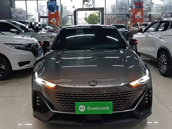 Changan UNI-V 2022