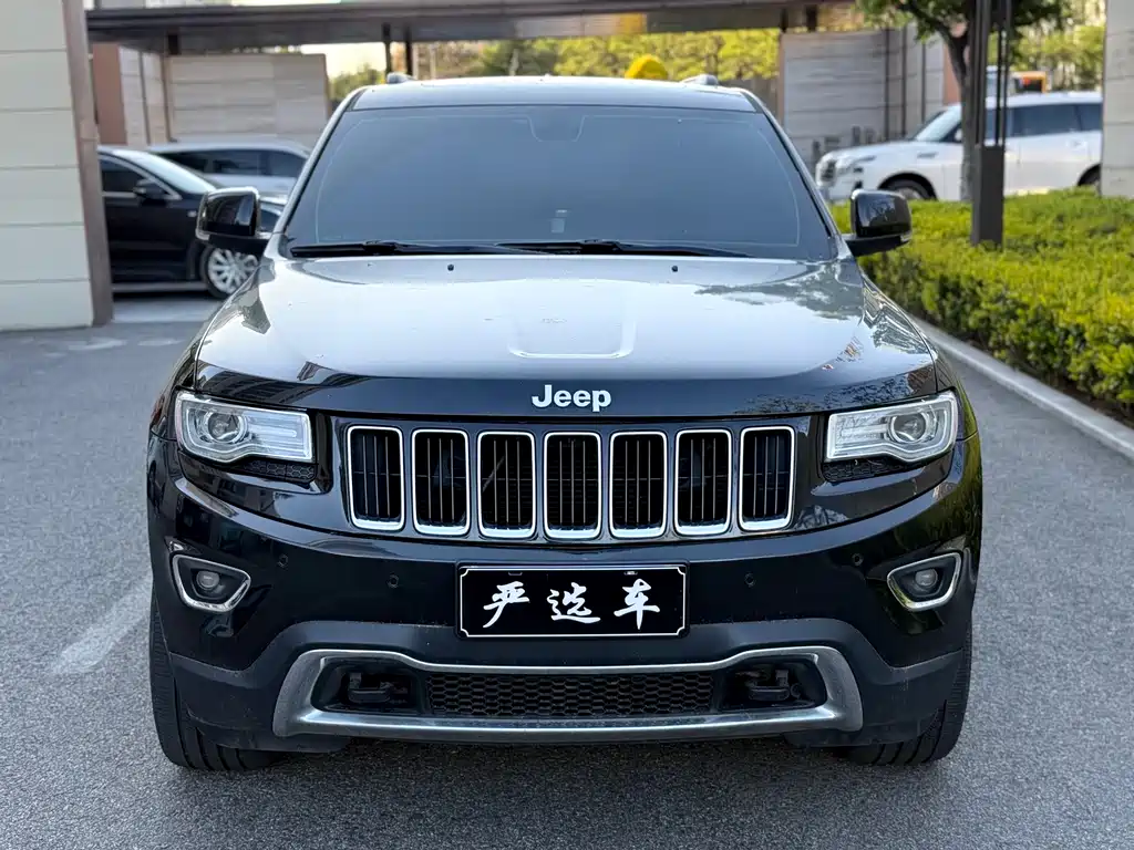 Jeep Grand Cherokee 2016 — фото 2