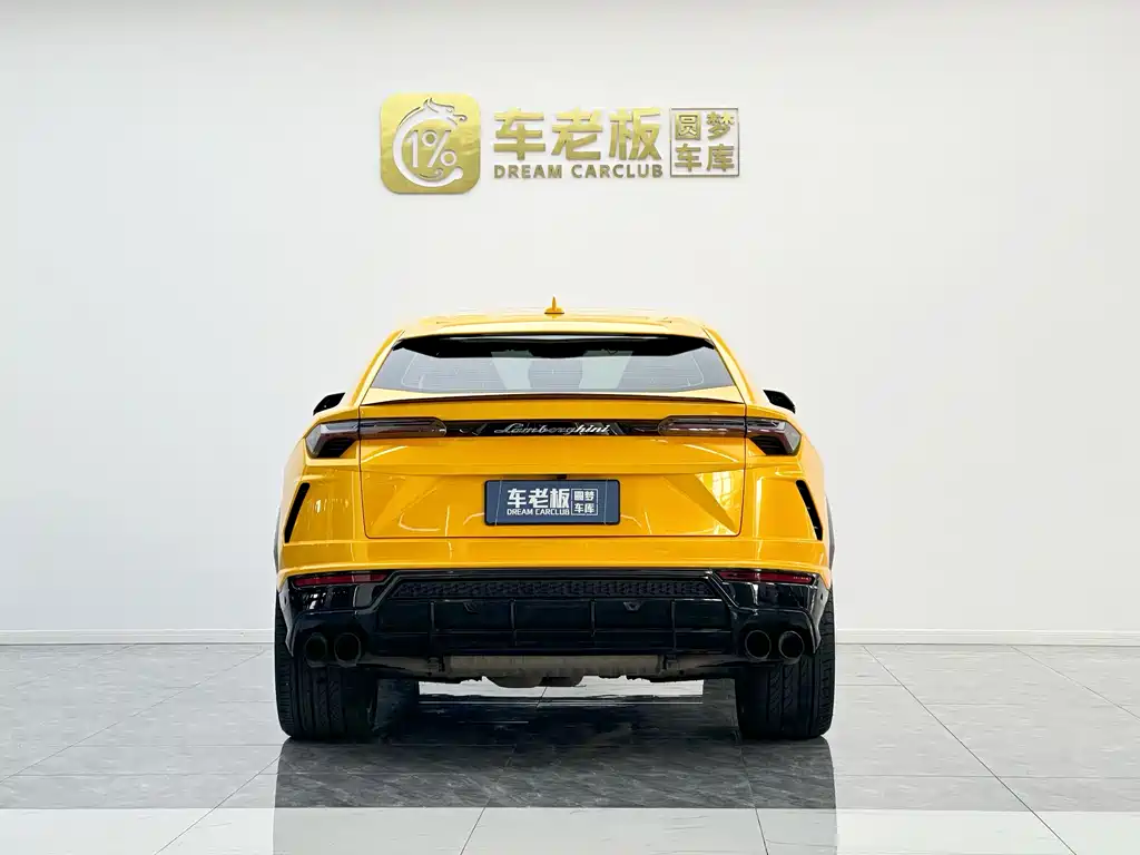 Lamborghini Urus 2023 — фото 6