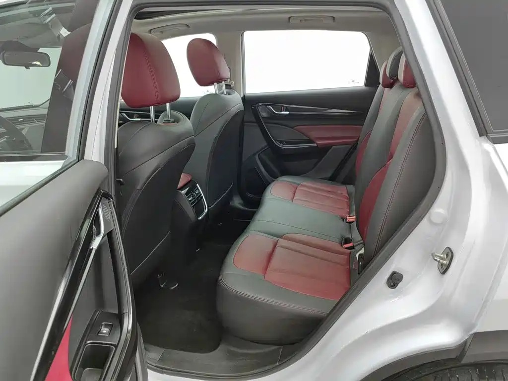 Dongfeng Fengshen AX7 2022 — фото 15