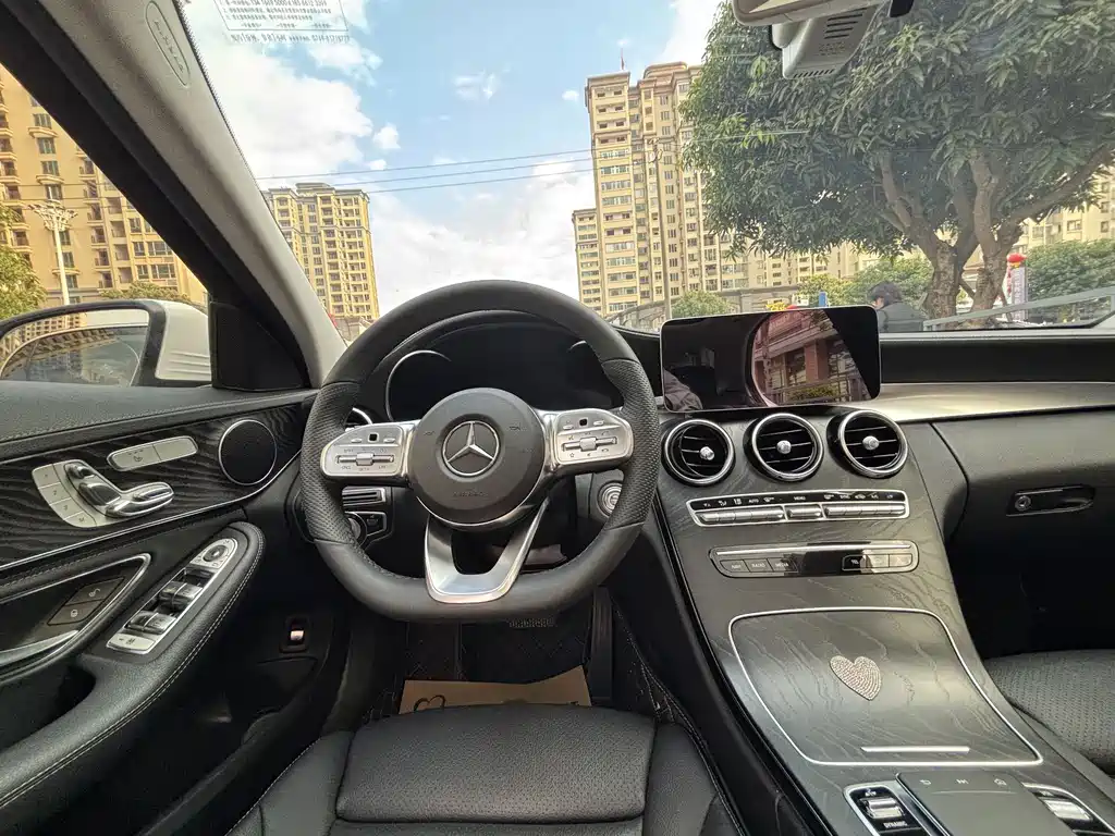 Mercedes-Benz C-Class 2019 — фото 8