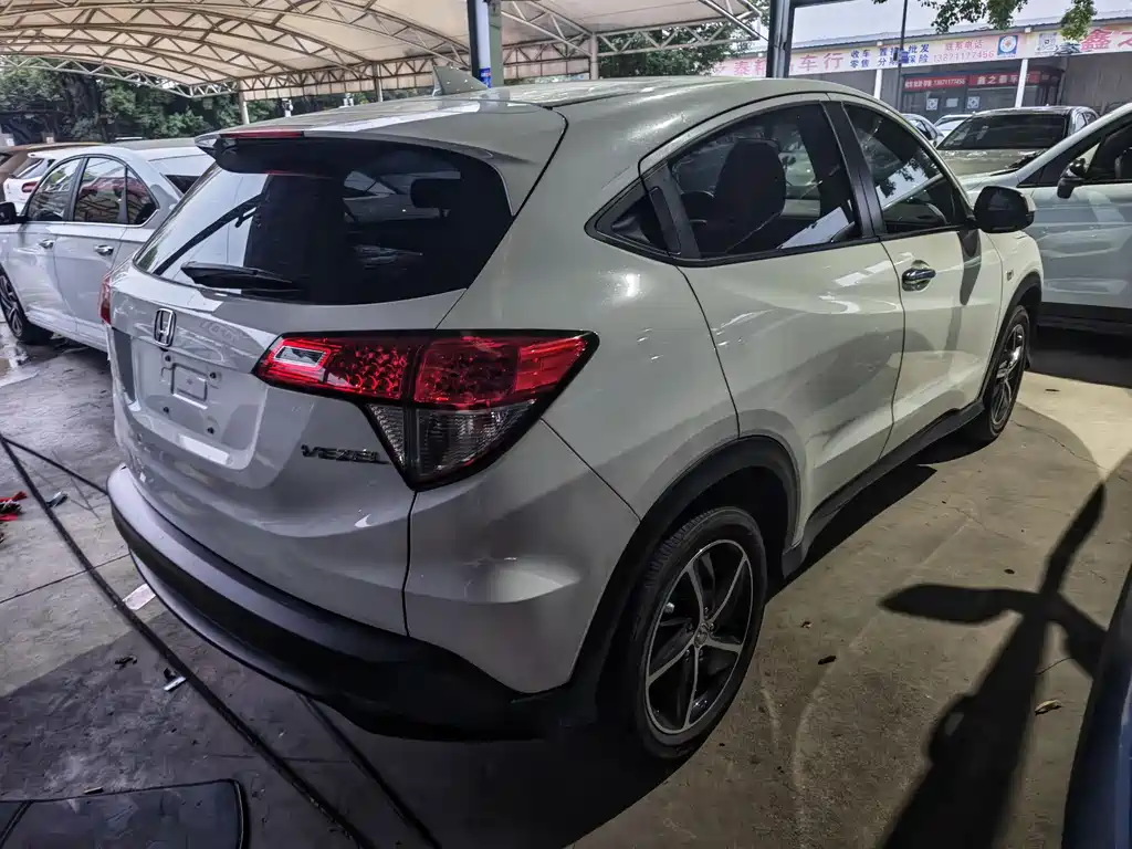 Honda Vezel 2021 — фото 12