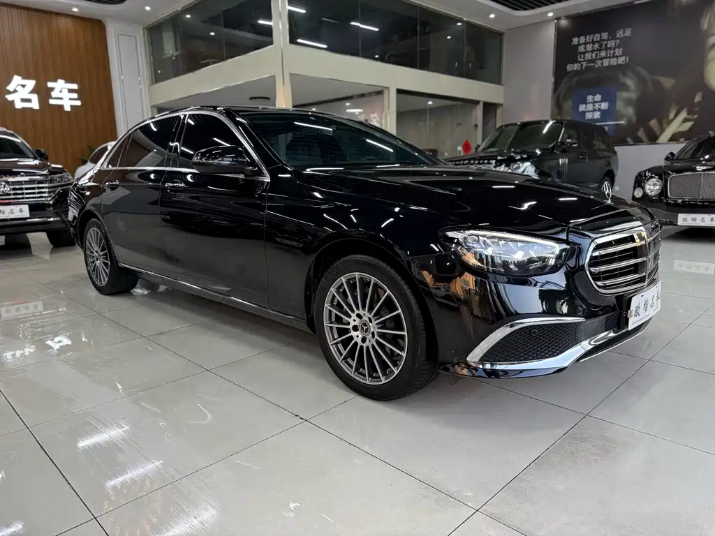 Mercedes-Benz E-Class 2023