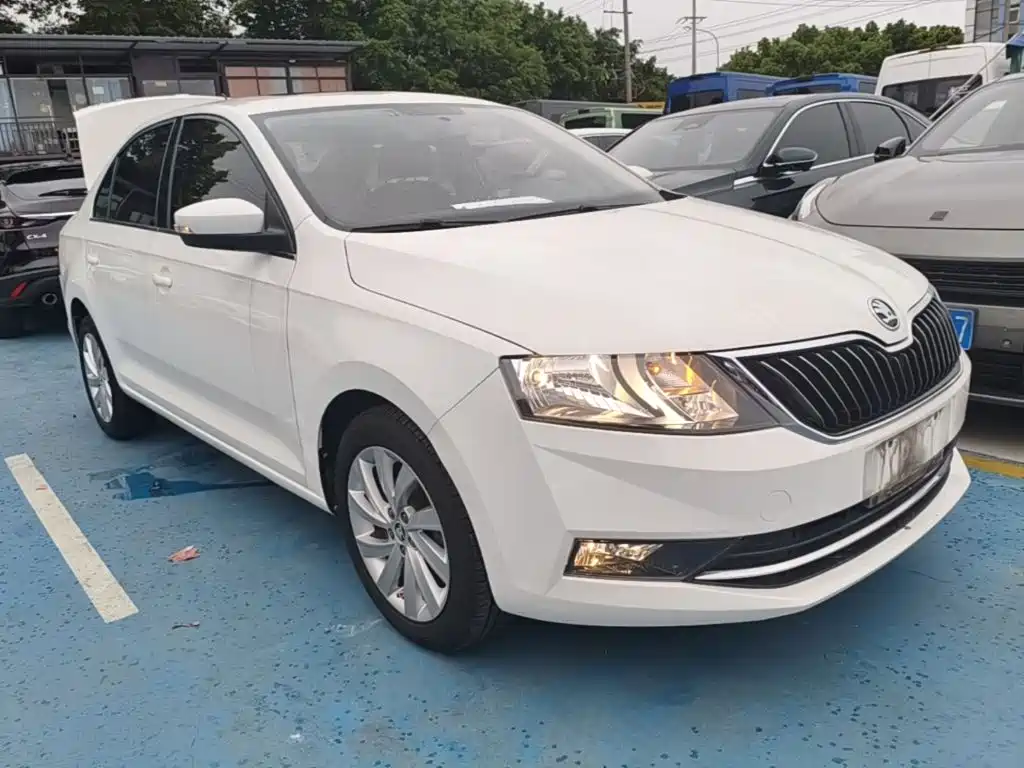 Skoda Rapid 2019 — фото 4
