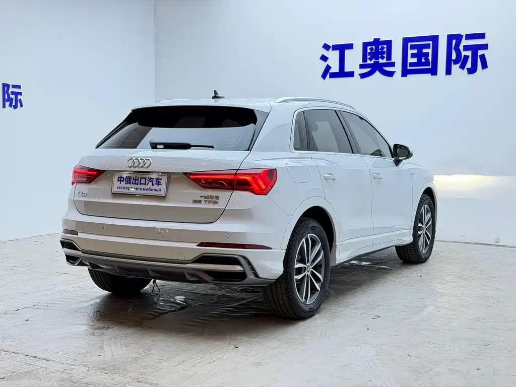 Audi Q3 2023 — фото 20