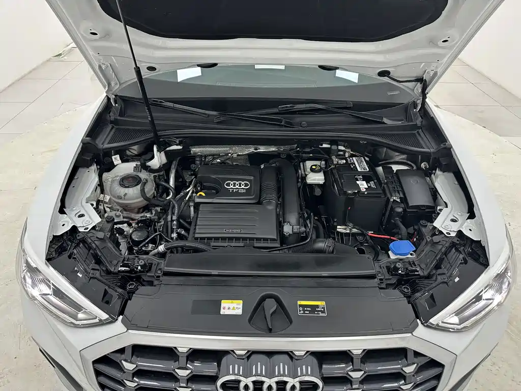 Audi Q3 2023 — фото 18