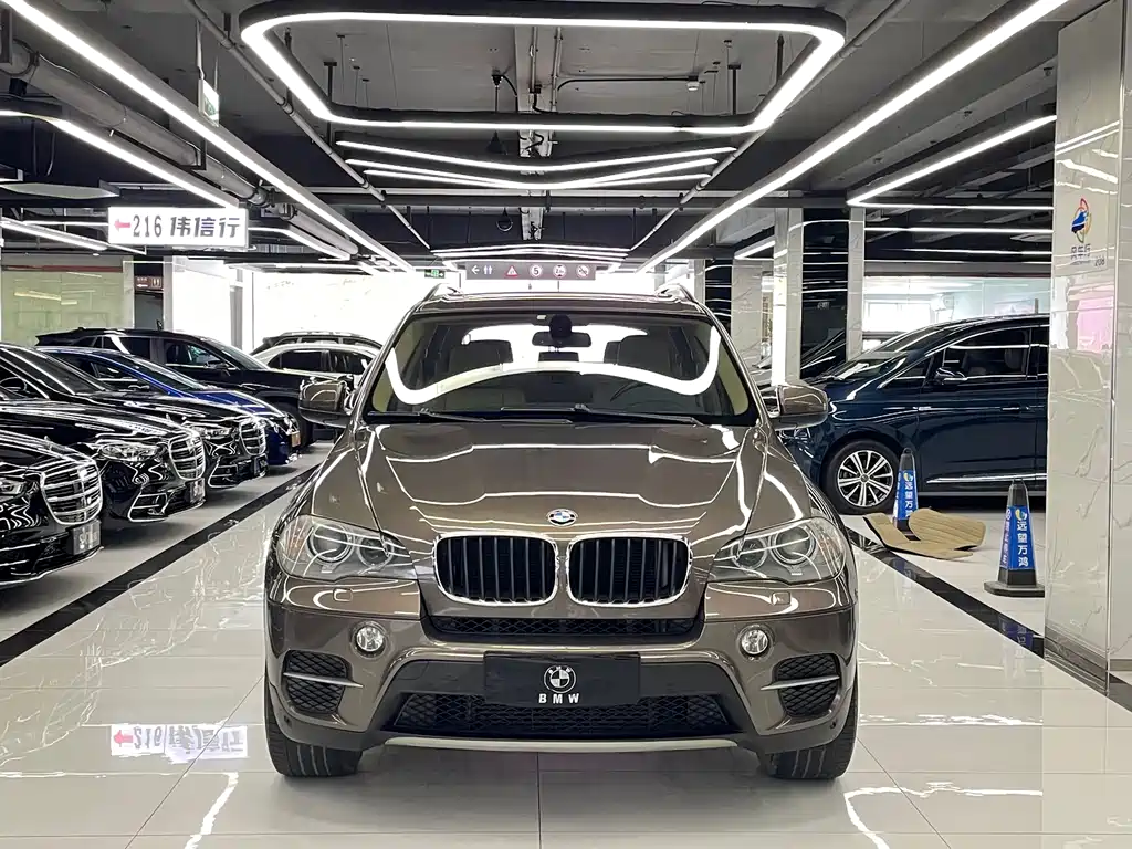BMW X5 2011 — фото 2