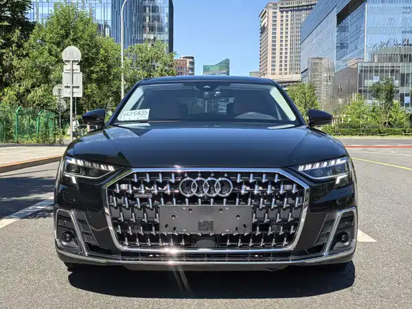 Audi A8 2024