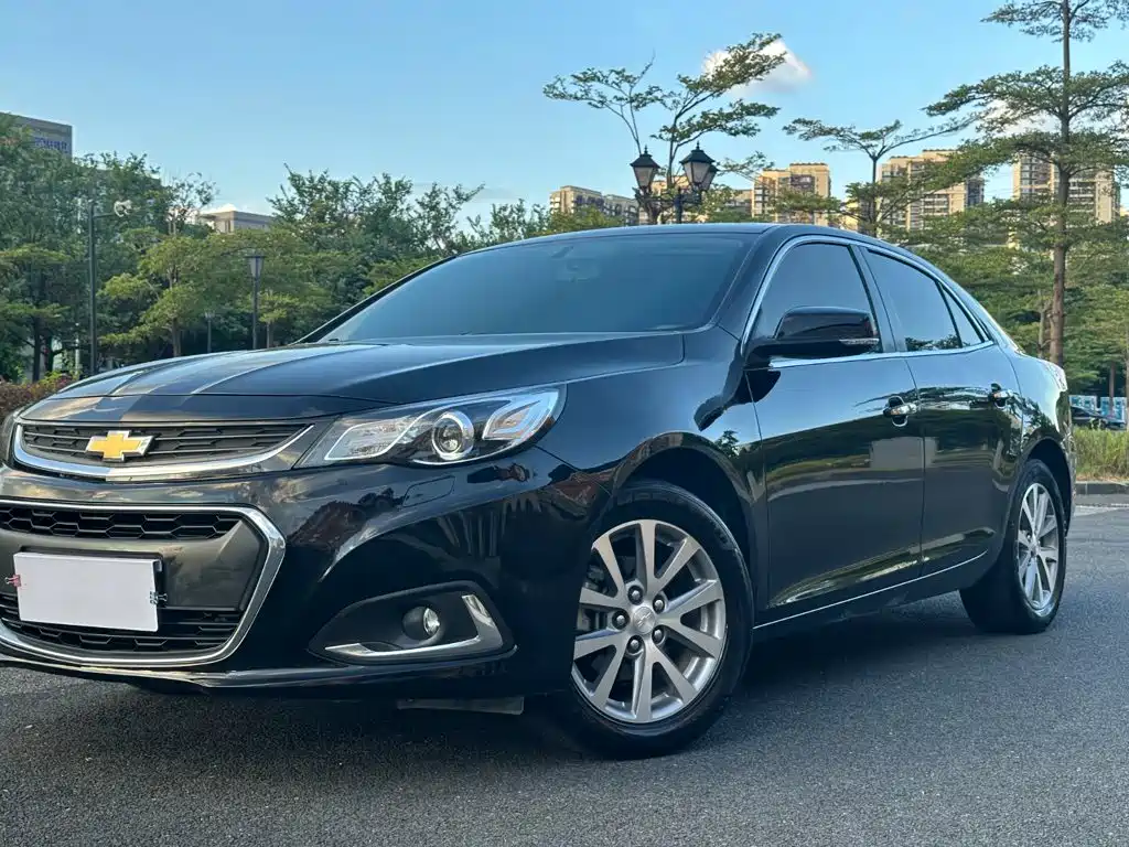 Chevrolet Malibu 2017 — фото 14