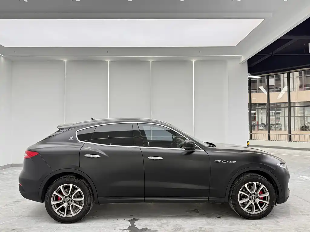 Maserati Levante 2020 — фото 4