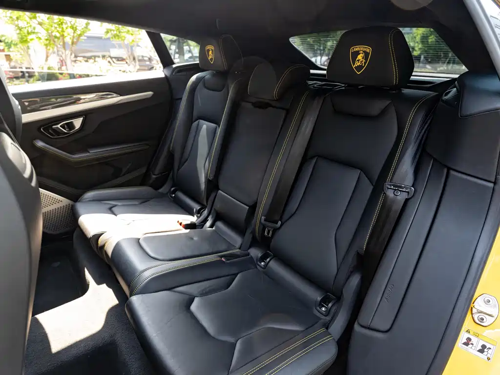 Lamborghini Urus 2020 — фото 12