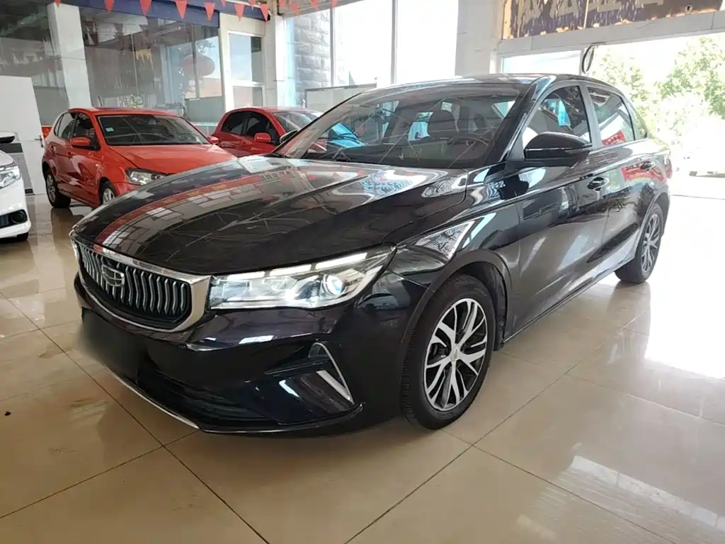 Geely Emgrand 2021