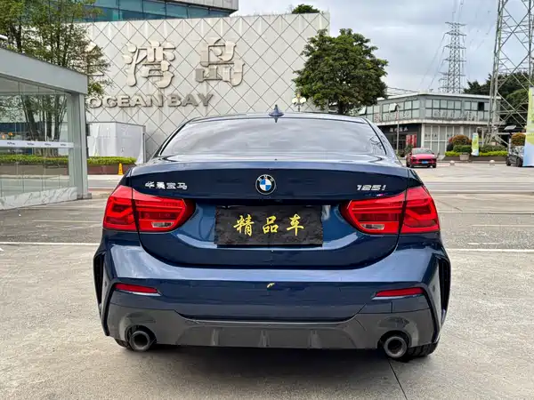 BMW 1 Series 2022