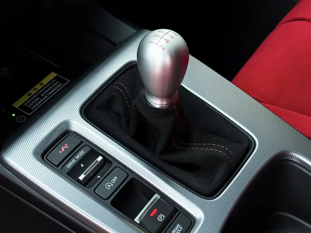 Honda Civic 2025 — фото 12